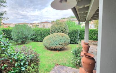 Vaggio: casa indipendente con resede di circa 450 mq e due garage